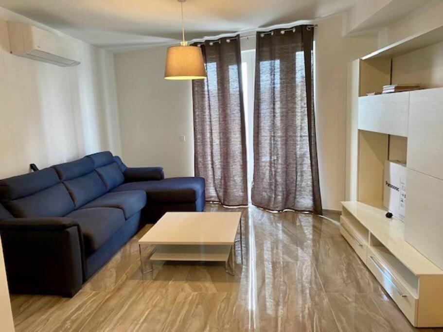 Apartament Sliema, Stylish 1 Bedroom With Parking. Sliema
